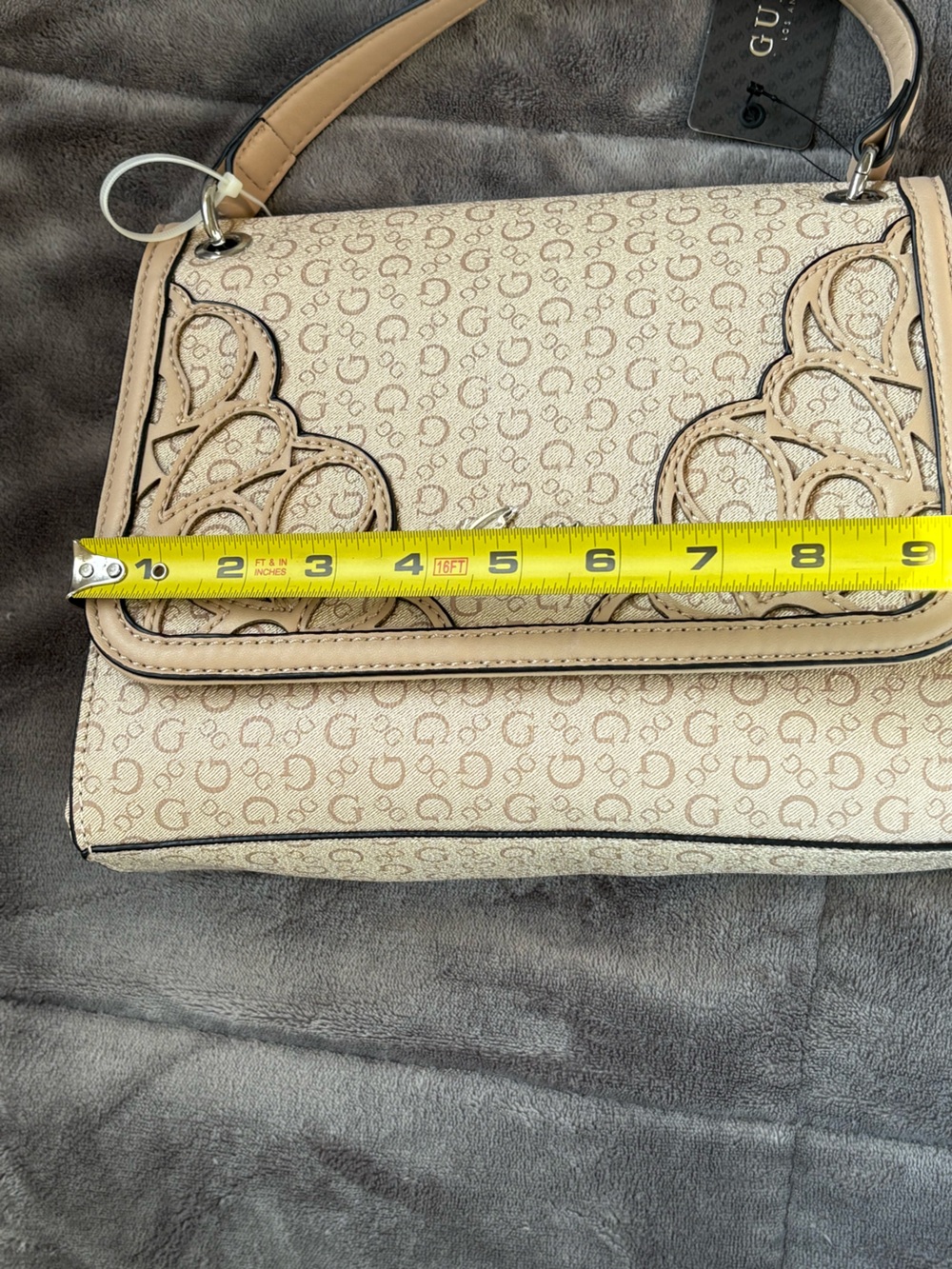 Guess purse - Picture 7 of 7